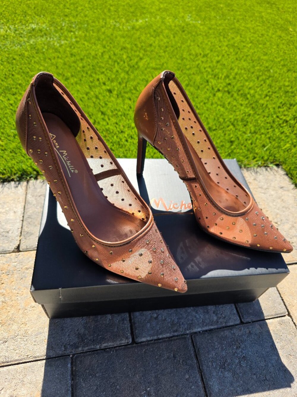 Anne Michelle Heels